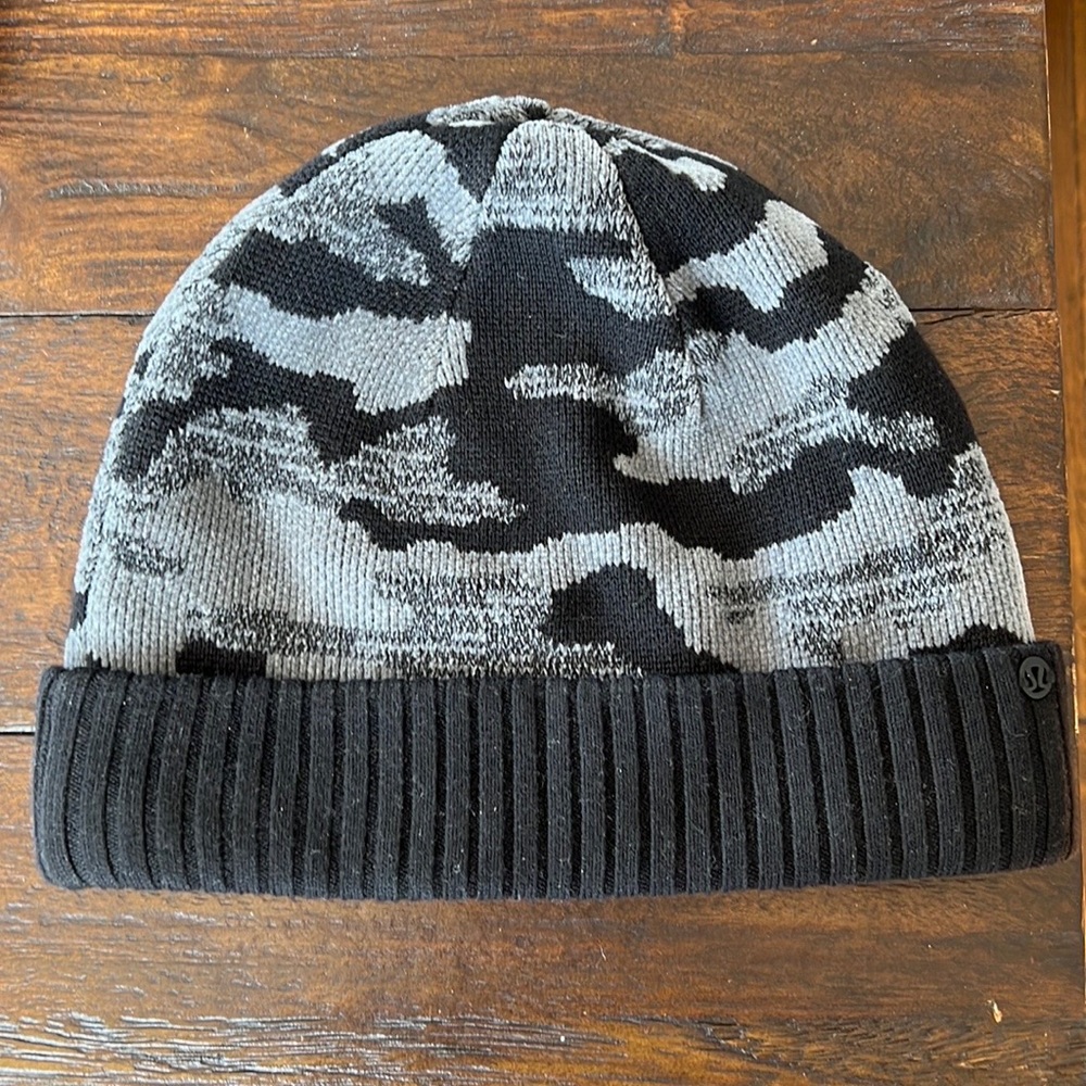 Lululemon Room for Warmth Beanie